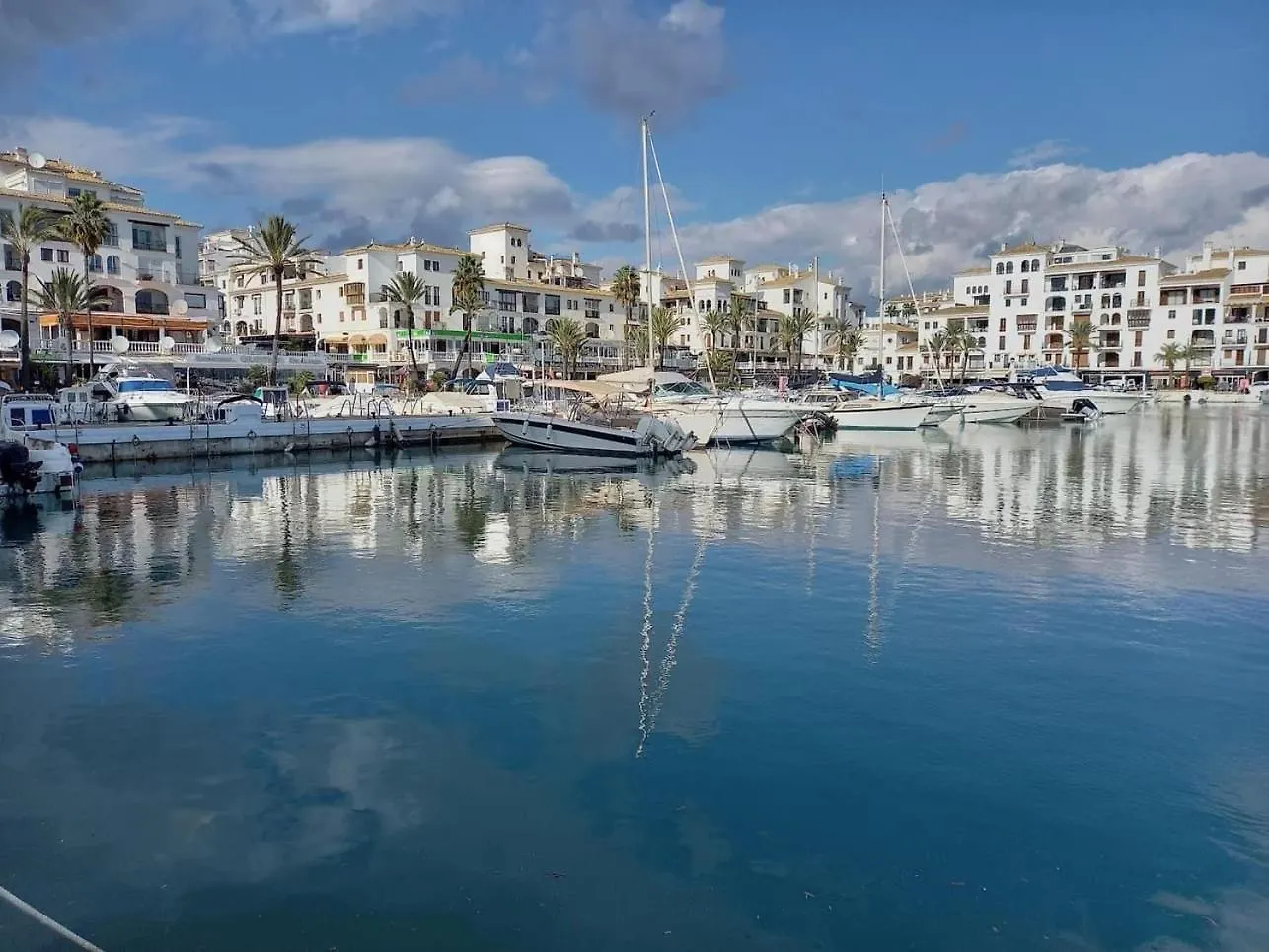 Appartement Puerto De La Duquesa Minimum 3 Nuits à Manilva Espagne