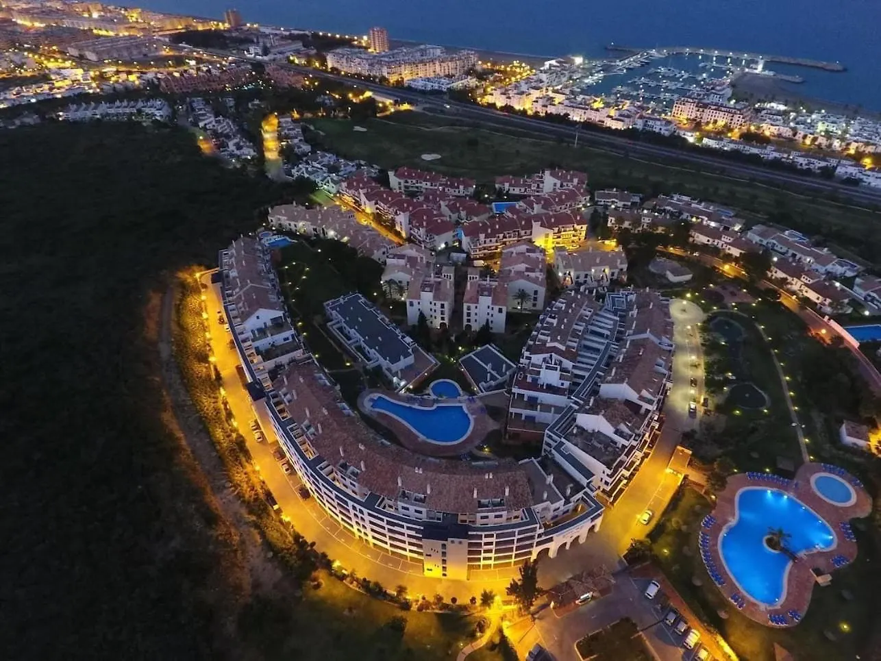 Appartement Puerto De La Duquesa Minimum 3 Nuits à Manilva